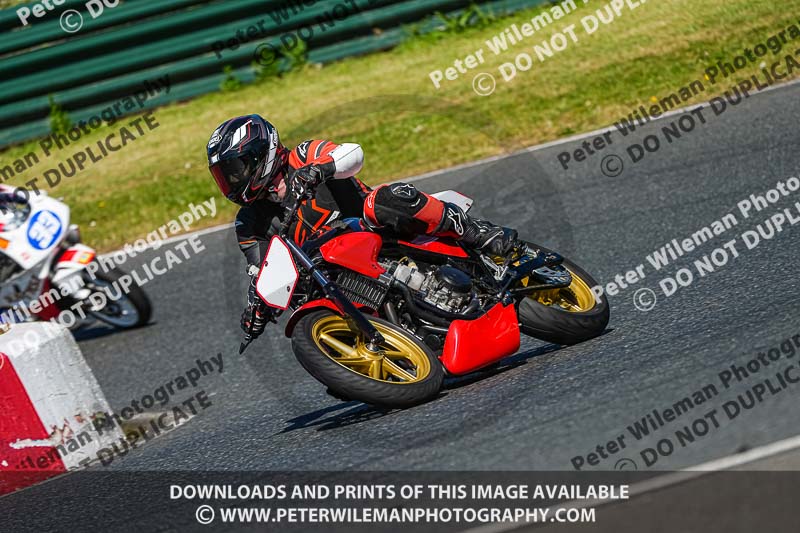 enduro digital images;event digital images;eventdigitalimages;mallory park;mallory park photographs;mallory park trackday;mallory park trackday photographs;no limits trackdays;peter wileman photography;racing digital images;trackday digital images;trackday photos